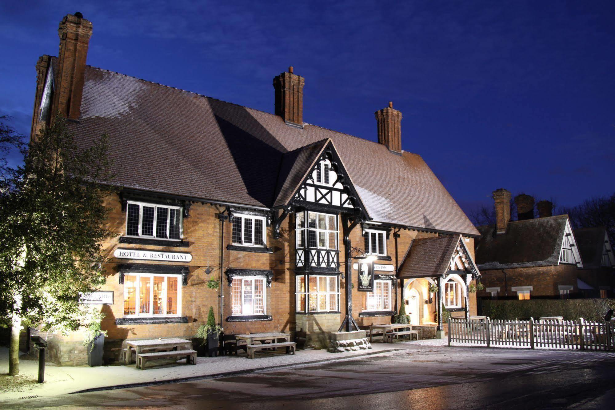 Отель The Bear'S Paw Warmingham Экстерьер фото The Old Mill at night